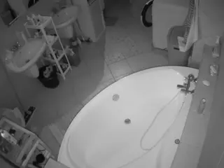 Julmodels Bathroom 1st Floor-1's Live Sex Cam Show