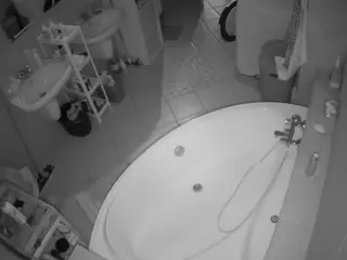 Julmodels Bathroom 1st Floor-1's Live Sex Cam Show