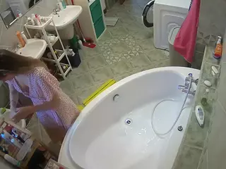 Julmodels Bathroom 1st Floor-1's Live Sex Cam Show