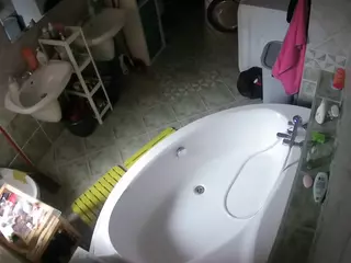 Julmodels Bathroom 1st Floor-1's Live Sex Cam Show