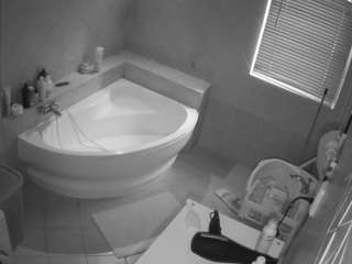 camsoda voyeurcam-julmodels-bath-1st-2