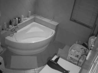 camsoda voyeurcam-julmodels-bath-1st-2