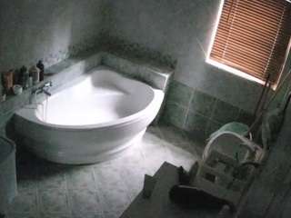 Peta Jensen Bath camsoda voyeurcam-julmodels-bath-1st-2