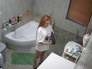 voyeurcam-julmodels-bath-1st-2 Adult Cam Models camsoda