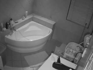 Spy Bath Cam camsoda voyeurcam-julmodels-bath-1st-2