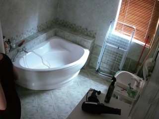 Shower Voyeur camsoda voyeurcam-julmodels-bath-1st-2