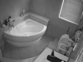 House Voyeur Cam camsoda voyeurcam-julmodels-bath-1st-2