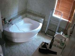 Voyeur Bath camsoda voyeurcam-julmodels-bath-1st-2