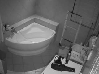 voyeurcam-julmodels-bath-1st-2 Xvideo Hamster camsoda