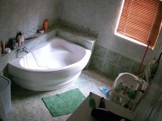 Voyeur House Gratis camsoda voyeurcam-julmodels-bath-1st-2