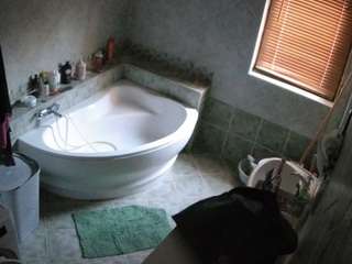 Roxxanne camsoda voyeurcam-julmodels-bath-1st-2