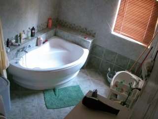 Https Voyeur House camsoda voyeurcam-julmodels-bath-1st-2