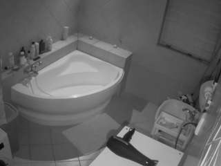 Naked Russian Models camsoda voyeurcam-julmodels-bath-1st-2