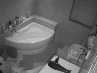 Teenage Model Nude camsoda voyeurcam-julmodels-bath-1st-2