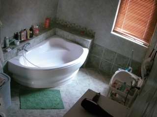 Reallivecam House camsoda voyeurcam-julmodels-bath-1st-2