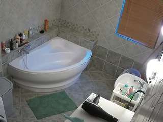 Www Voyeur House De camsoda voyeurcam-julmodels-bath-1st-2