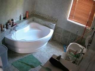 Kcupanna camsoda voyeurcam-julmodels-bath-1st-2