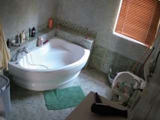 Voeur House camsoda voyeurcam-julmodels-bath-1st-2