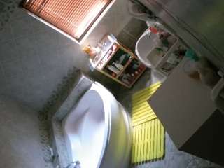 voyeurcam-julmodels-bath-1st-2