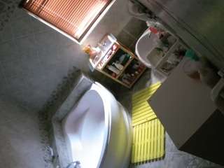 voyeurcam-julmodels-bath-1st-2