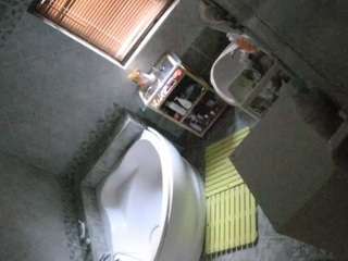 voyeurcam-julmodels-bath-1st-2