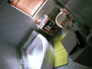 voyeurcam-julmodels-bath-1st-2
