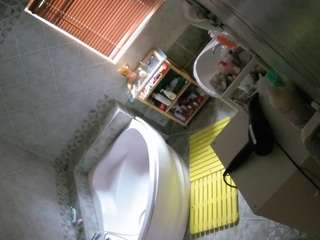 voyeurcam-julmodels-bath-1st-2