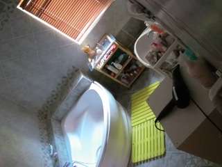 voyeurcam-julmodels-bath-1st-2