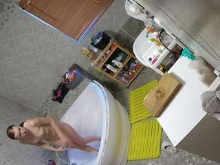 voyeurcam-julmodels-bath-1st-2