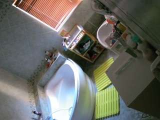 voyeurcam-julmodels-bath-1st-2