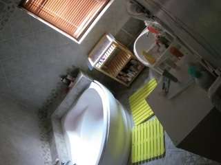 voyeurcam-julmodels-bath-1st-2