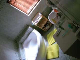 voyeurcam-julmodels-bath-1st-2