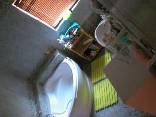 Julmodels Bathroom 1st Floor-2