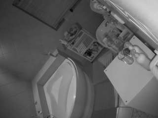 Julmodels Bathroom 1st Floor-2