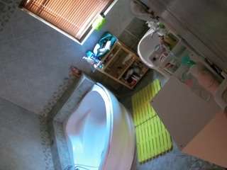 voyeurcam-julmodels-bath-1st-2 Webcam Model Profile