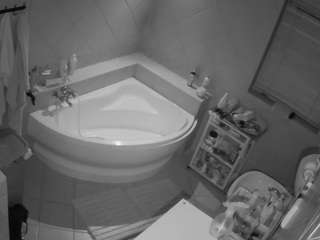 voyeurcam-julmodels-... webcam