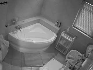 voyeurcam-julmodels-... webcam