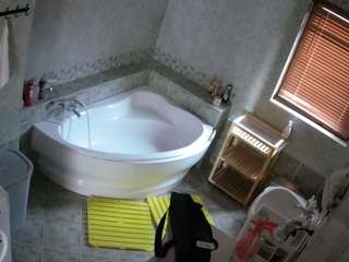 voyeurcam-julmodels-bath-1st-2 camsoda