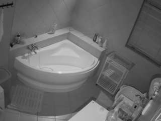 Julmodels Bathroom 1st Floor-2