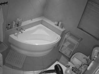 Live Sex Chat with Julmodels Bathroom 1st Floor-2 (@voyeurcam-julmodels-bath-1st-2)