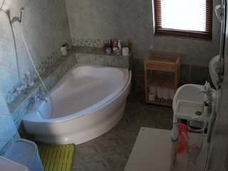 voyeurcam-julmodels-bath-1st-2 webcam