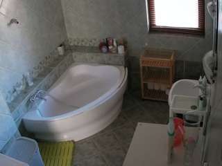 voyeurcam-julmodels-bath-1st-2 webcam
