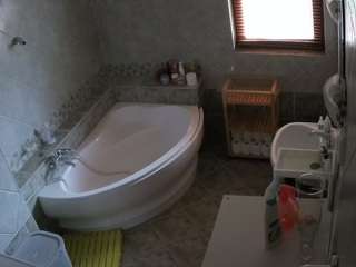 Julmodels Bathroom 1st Floor-2 live webcam on Soda Cams