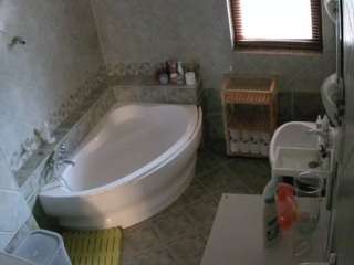 voyeurcam-julmodels-bath-1st-2 webcam