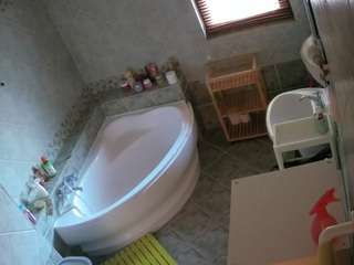 voyeurcam-julmodels-bath-1st-2 - Live HD Webcam