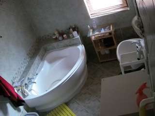 voyeurcam-julmodels-bath-1st-2 webcam