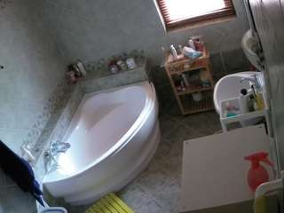 voyeurcam-julmodels-bath-1st-2 webcam