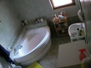 voyeurcam-julmodels-bath-1st-2 webcam