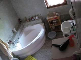 le modèle voyeurcam-julmodels-bath-1st-2 est en webcam porno dans un show sur le site camsoda, il possède les tags suivants: athletic,babe,body massage,brown eyes,flashing,full nudity,julmodels-house,no drinking,big tits,blonde hair,hd,shower