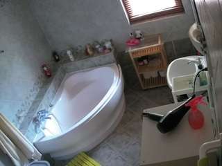 le modèle voyeurcam-julmodels-bath-1st-2 est en webcam porno dans un show sur le site camsoda, il possède les tags suivants: athletic,babe,body massage,brown eyes,flashing,full nudity,julmodels-house,no drinking,big tits,blonde hair,hd,shower